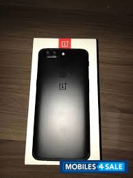 Black OnePlus  5t  8 _128gb