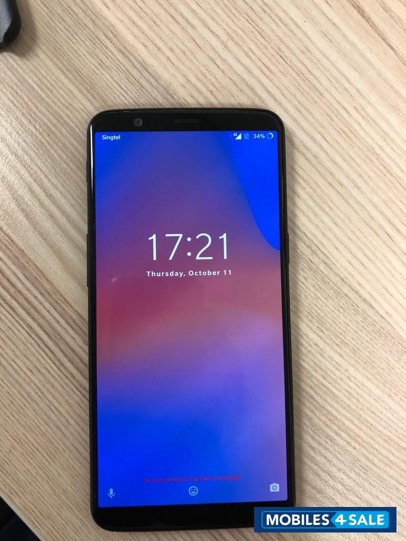 Black OnePlus  5t  8 _128gb