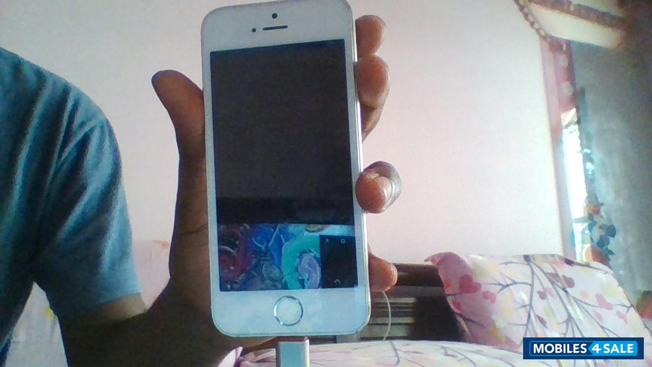 Silver Apple iPhone 5S