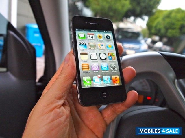 Black Apple iPhone 4S