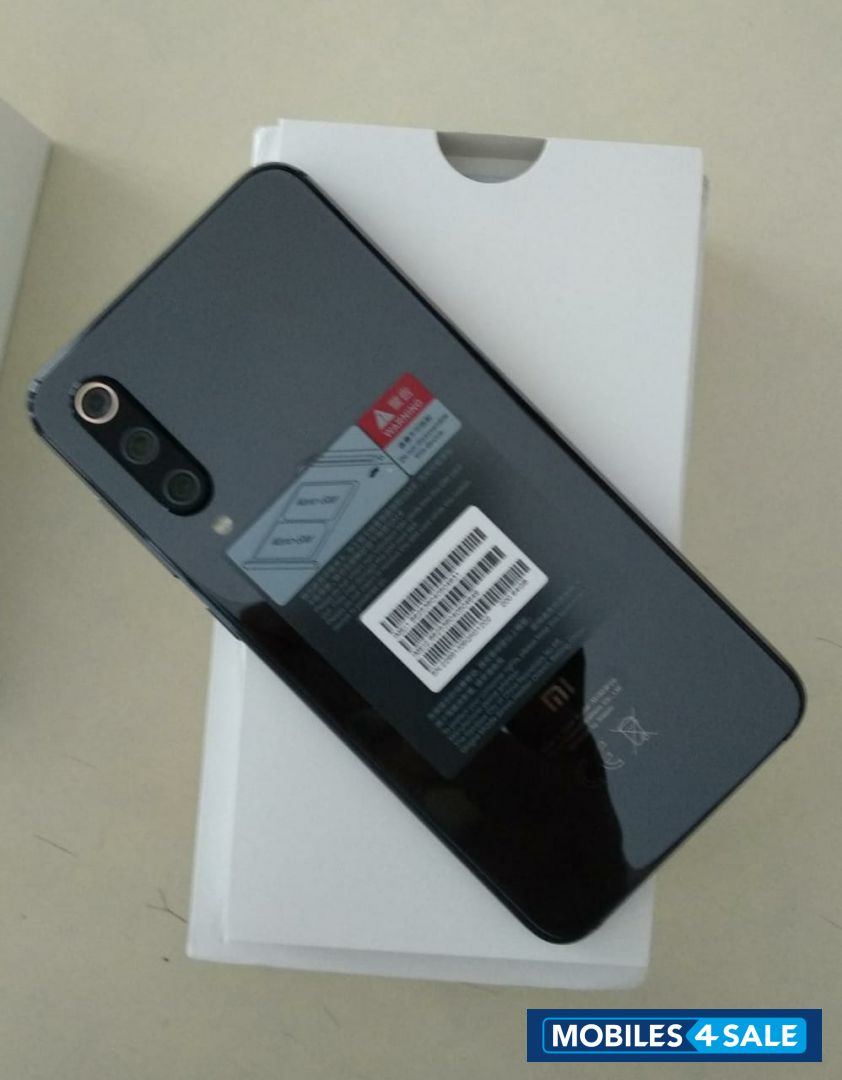 Xiaomi  MI  9SE