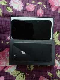 Apple  Iphone 8