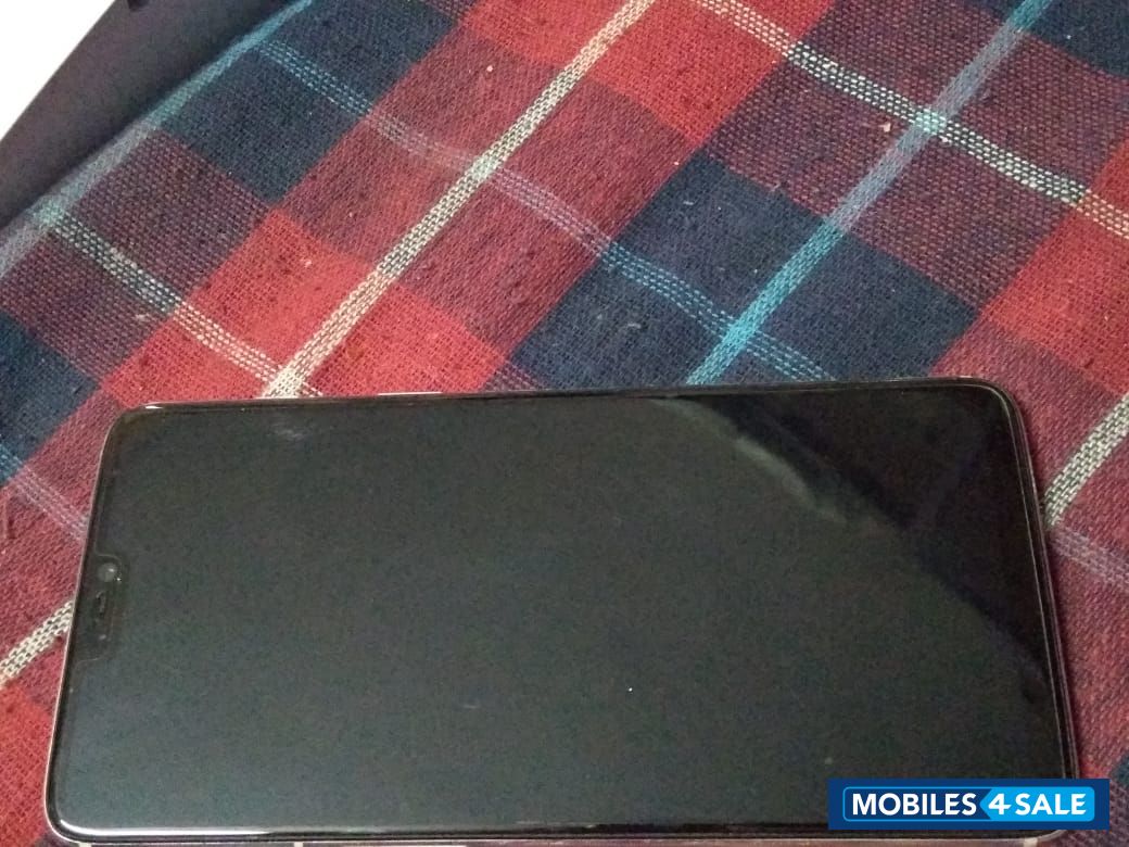 Silky White OnePlus 6