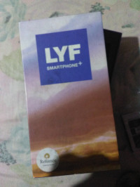 Lyf  F8