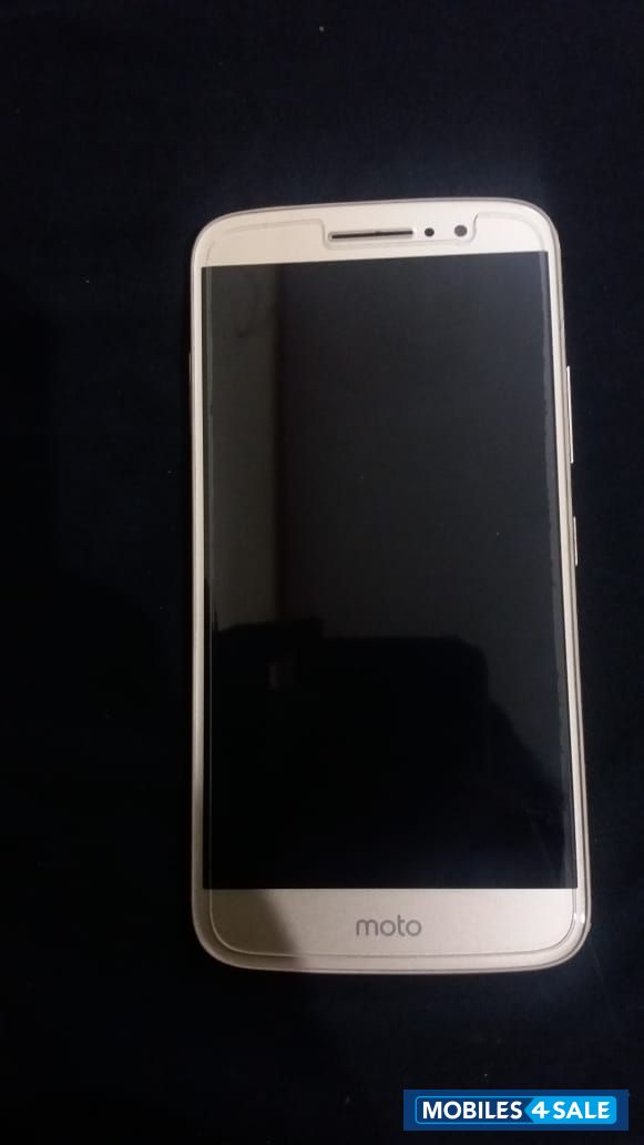 Gold Motorola  MotoM