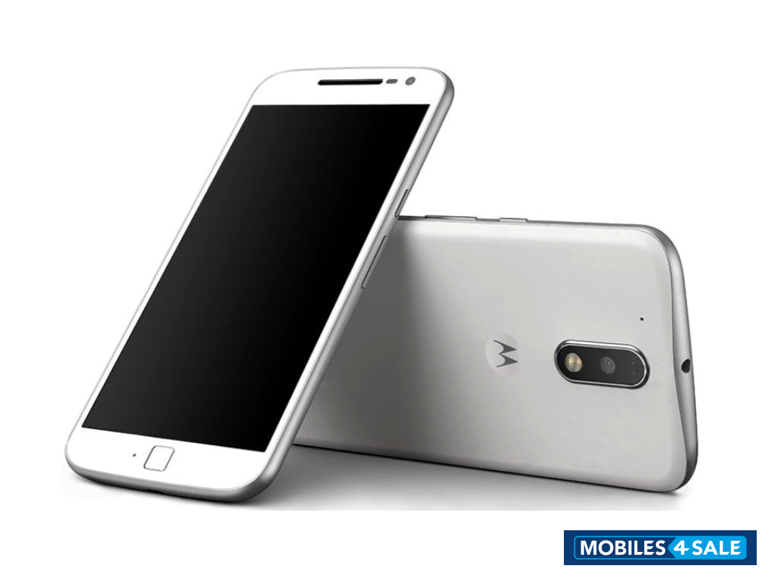 White Motorola  G4 PLUS