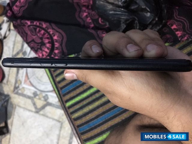 Black Oppo  Realme 2 pro