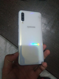 White Samsung A50