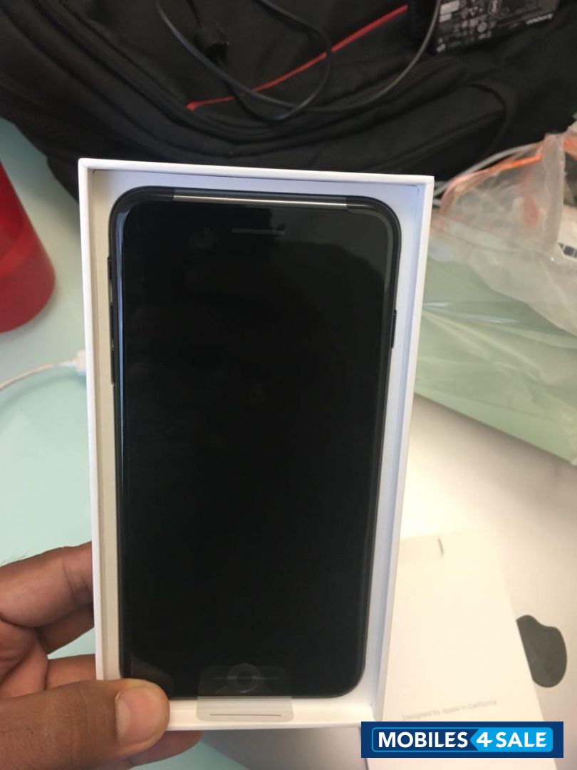 Apple  iphone 7 plus