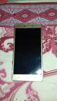 Gold Xiaomi Redmi 3s prime