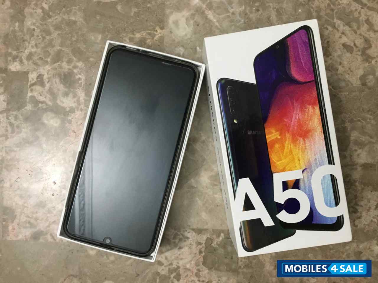 Black Samsung Galaxy A50 Black Samsung Galaxy A50