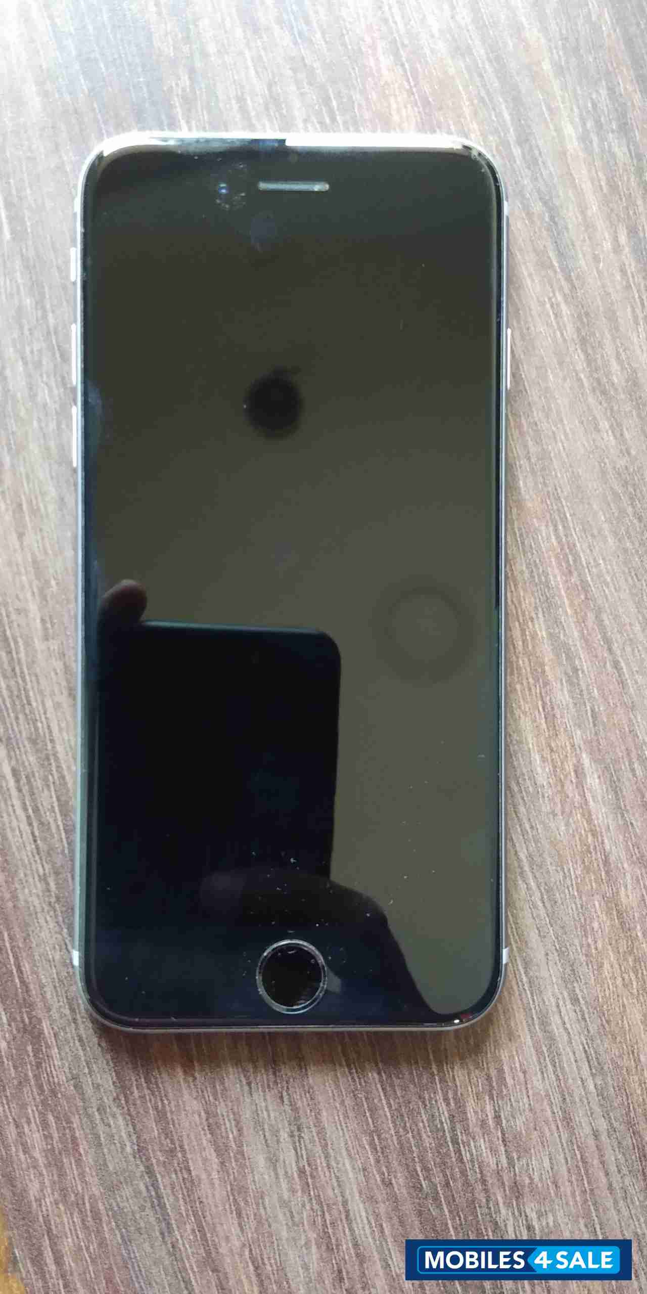 Apple  iphone 6s 64gb