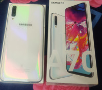 Samsung  Galaxy A70 (6GB RAM/128GB STORAGE)