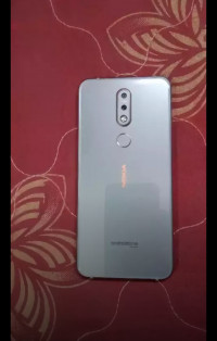 Nokia  7.1