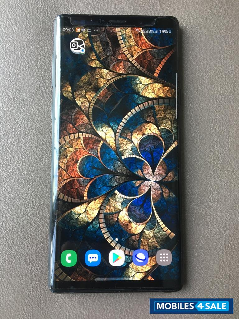 Black Samsung  Note 9