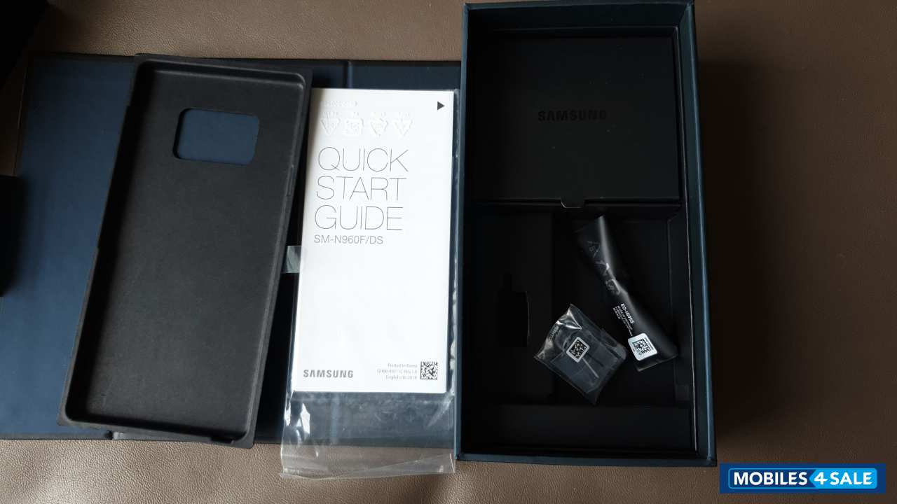 Black Samsung  Note 9