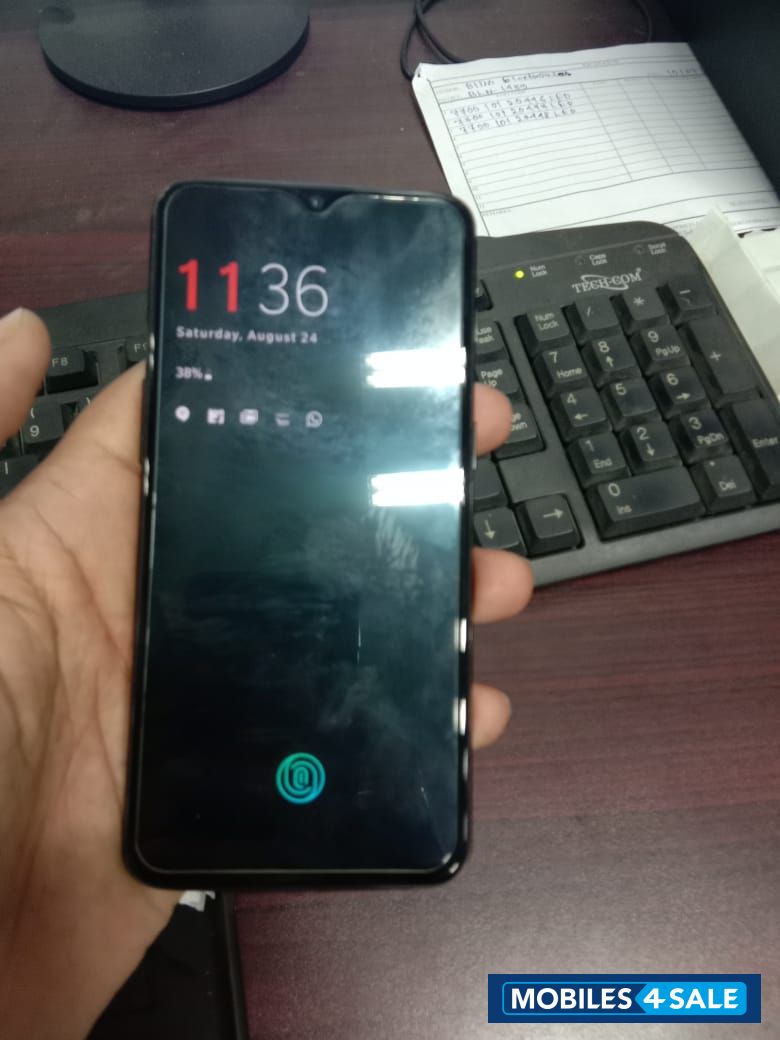 Black OnePlus  6T