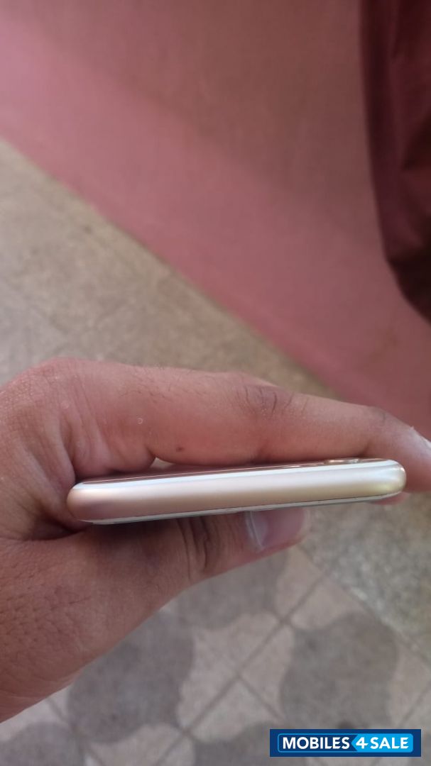 Apple  iPhone 6s32gb