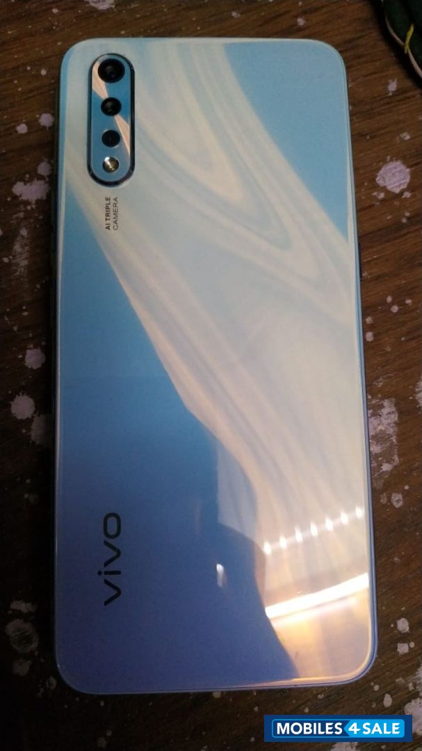 Vivo S1