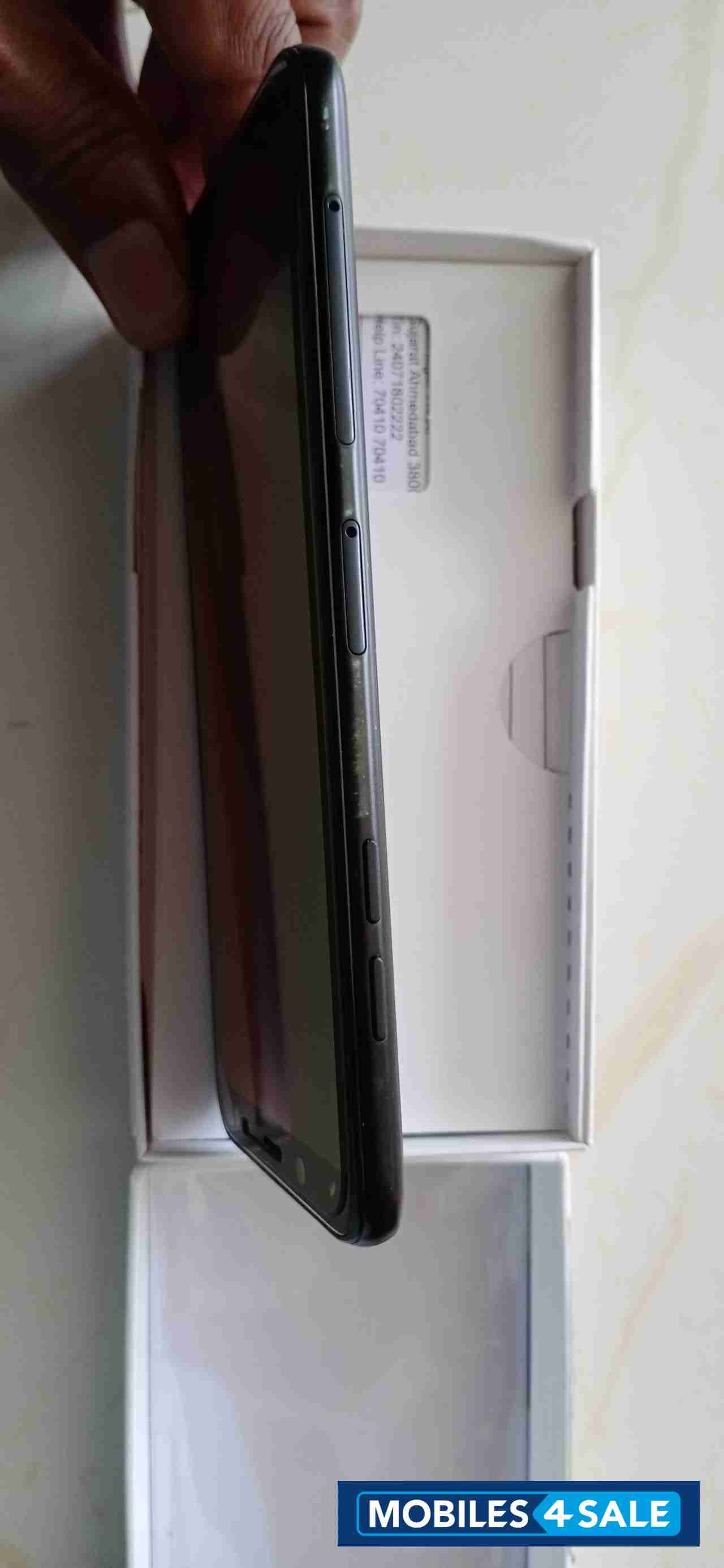 Samsung  Samsung A6 4 gb ram 64 gb rom