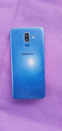 Samsung  Samsung Galaxy j8