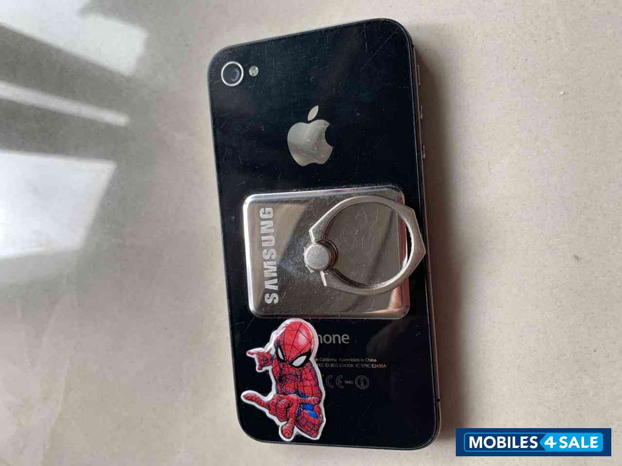 Black Apple iPhone 4S