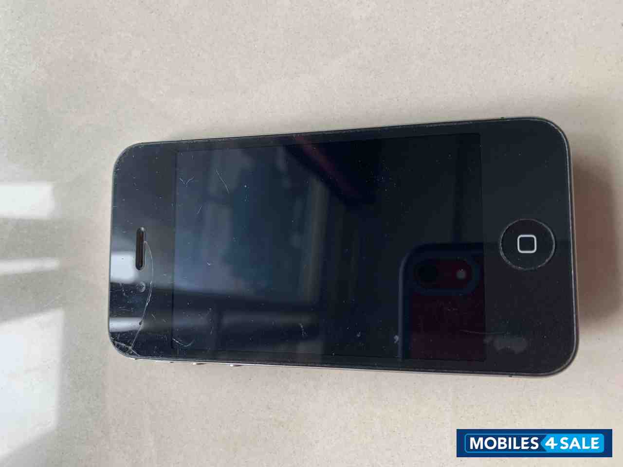 Black Apple iPhone 4S