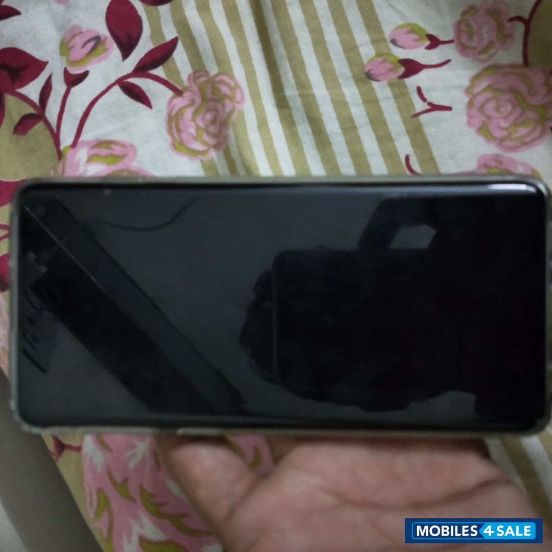 White Samsung  Samsung s10