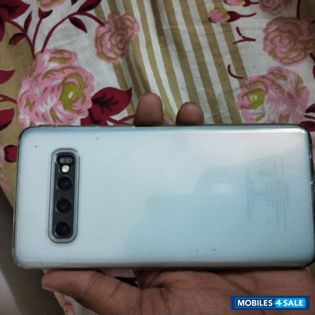 White Samsung  Samsung s10