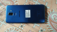 Samsung  J8