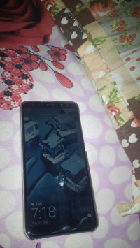 Front Black, Back Is Blue Huawei  Honor 9i