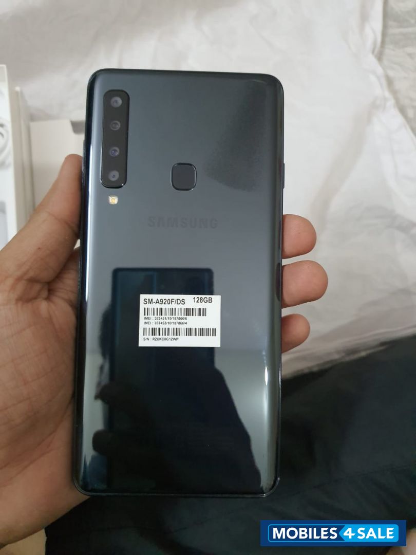 Samsung  Galaxy A9 8GB 128 GB 2018