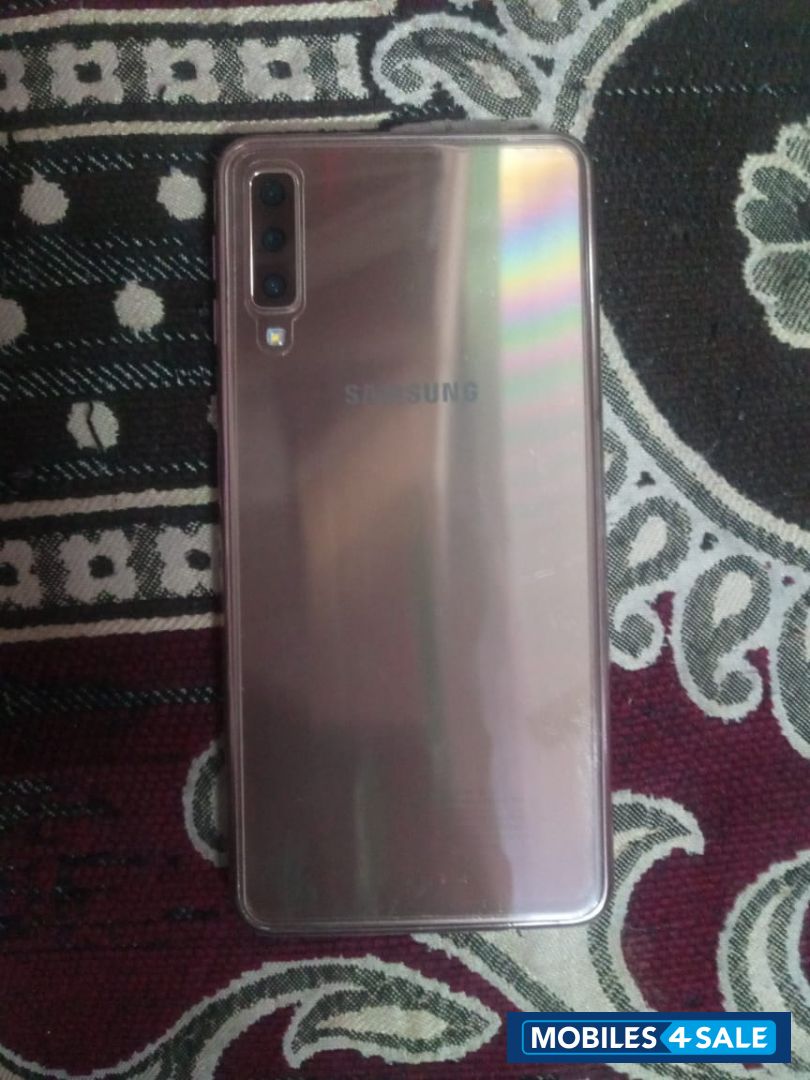 Samsung  A7