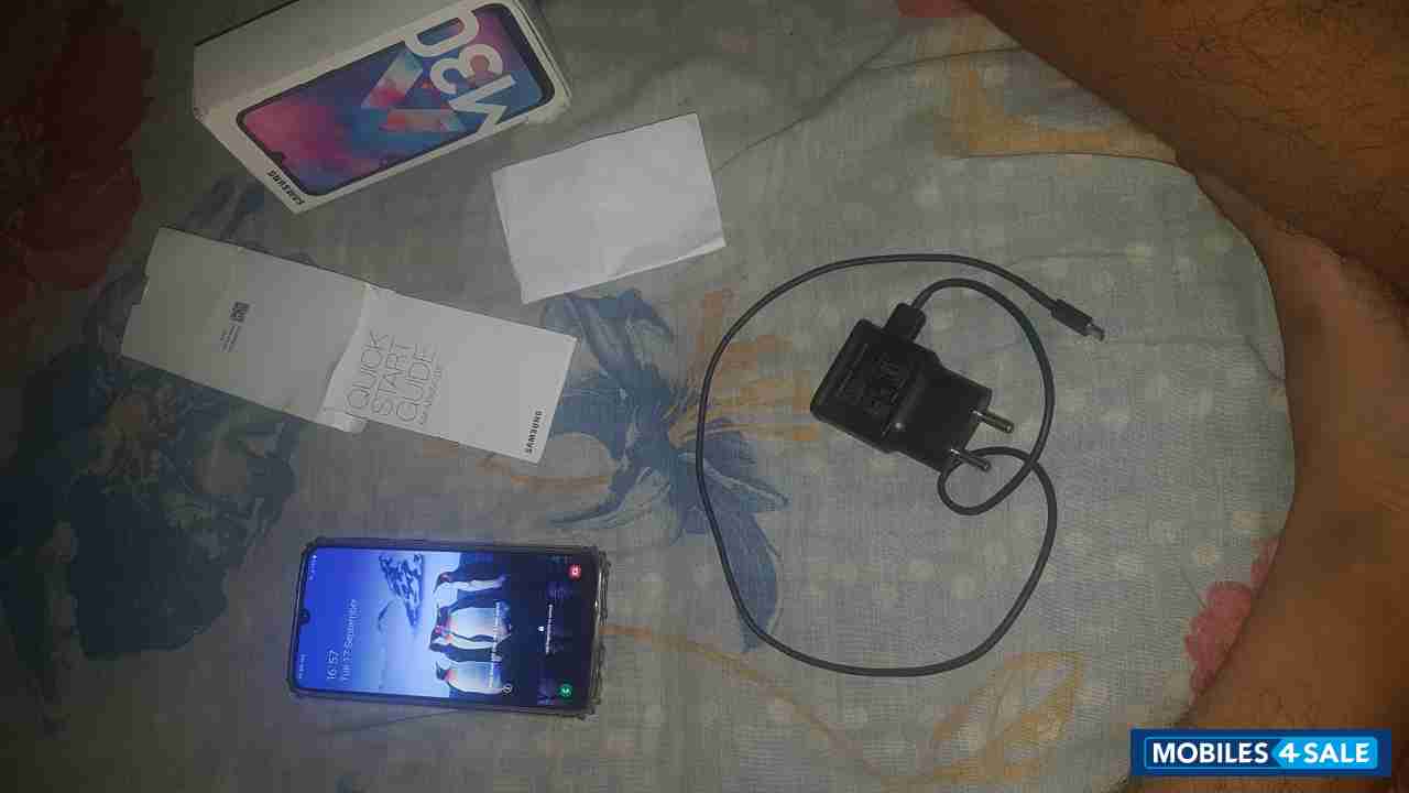 Black Samsung  Galaxy m30