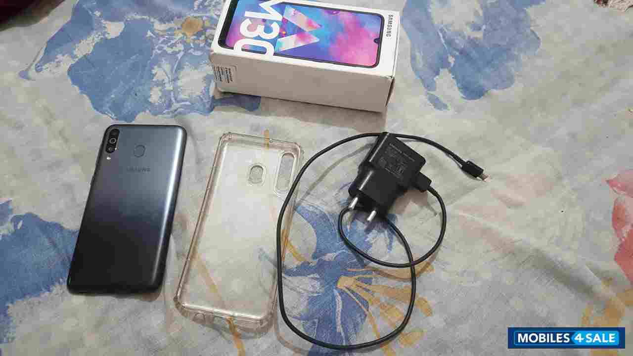 Black Samsung  Galaxy m30