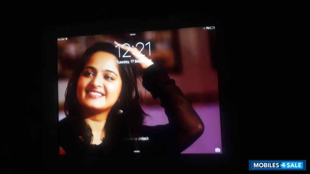 Apple  Ipad 3 wifi with cellur data