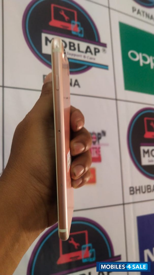 Apple  iPhone7 128GB