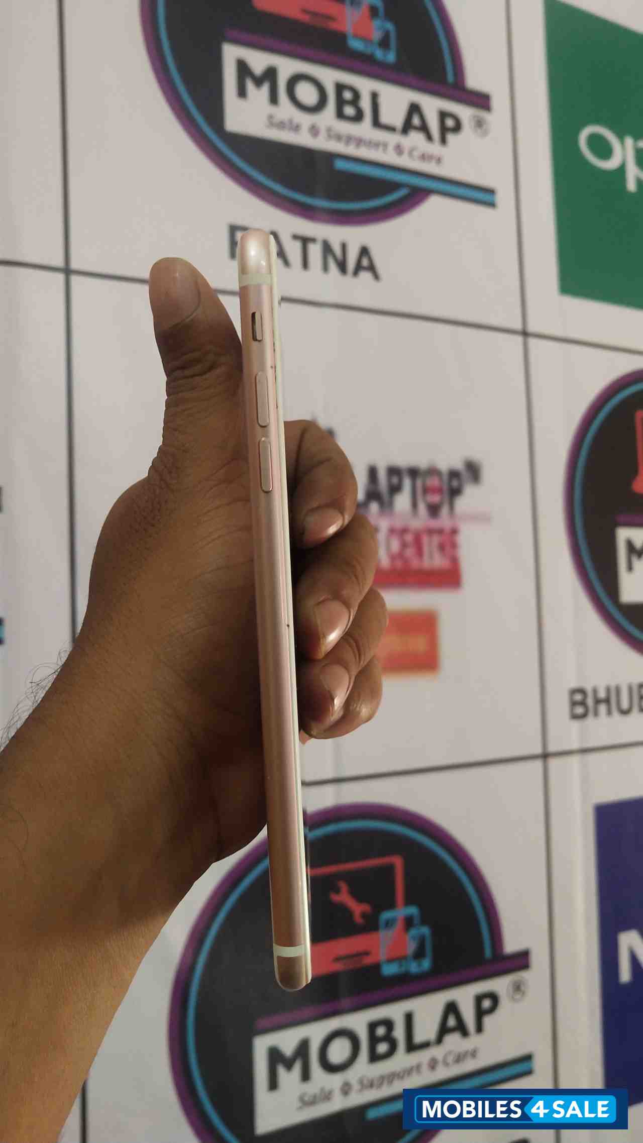 Apple  iPhone7 128GB