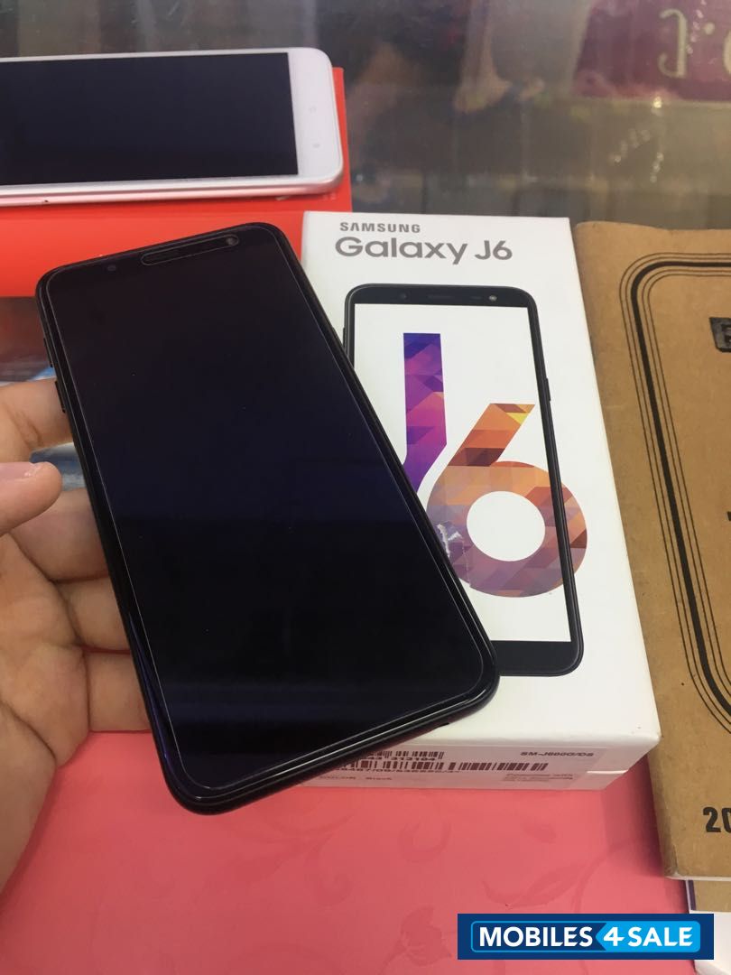 Samsung  Galaxy J6 (4GB/64GB)