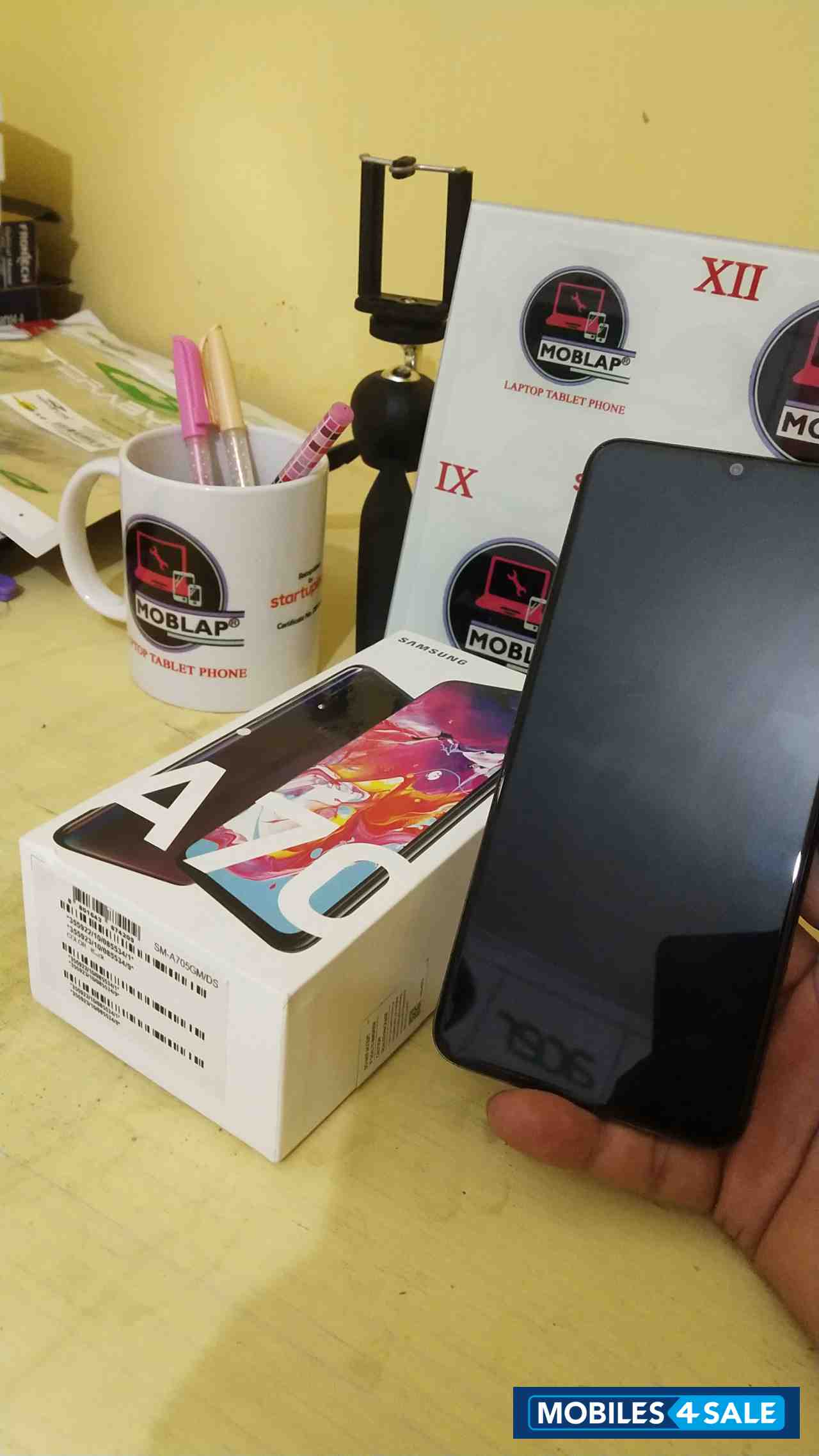 Samsung  Galaxy A70 (6GB/128GB)