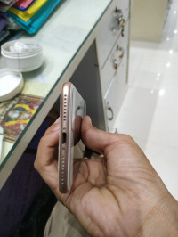 Rose Gold Apple  Iphone 8 plus