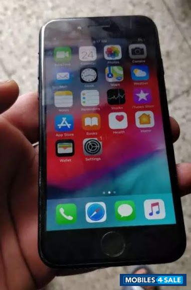 Black Apple  apple 7/32 GB