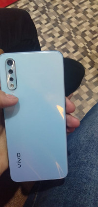 Vivo s1