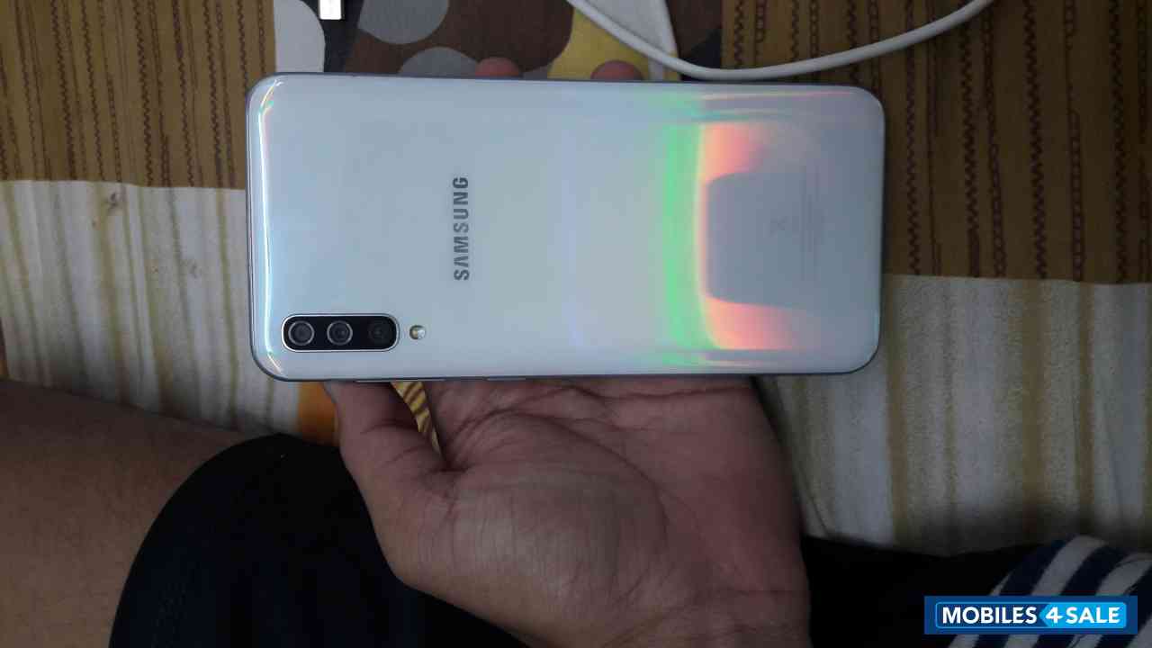 Samsung  samsung a50