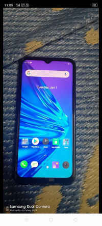 Realme  Realme 5