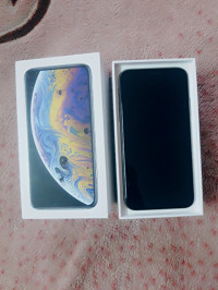 Silver Apple  IPHONE XS 256 GB