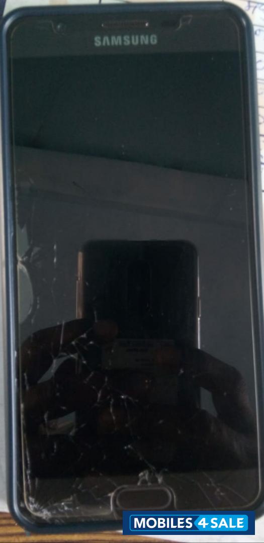 Samsung  Galaxy on 7 prime