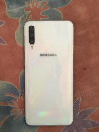 Samsung  Samsung Galaxy A50