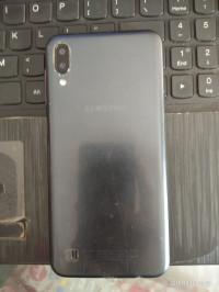Black Samsung  m10