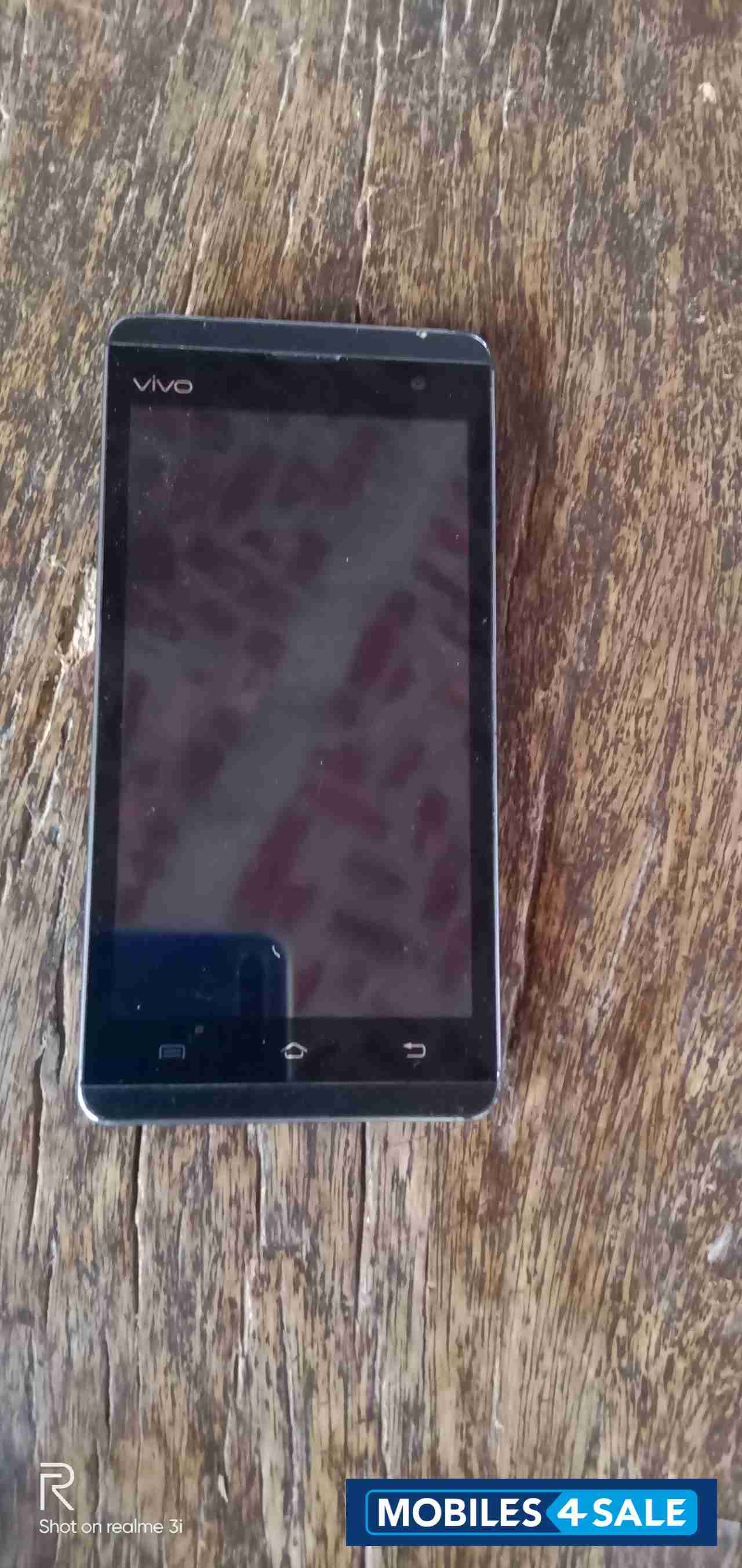 Vivo  Vivo y28